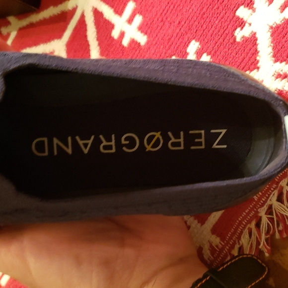 cole haan zerogrand slip ons 9.5 - Picture 4 of 6